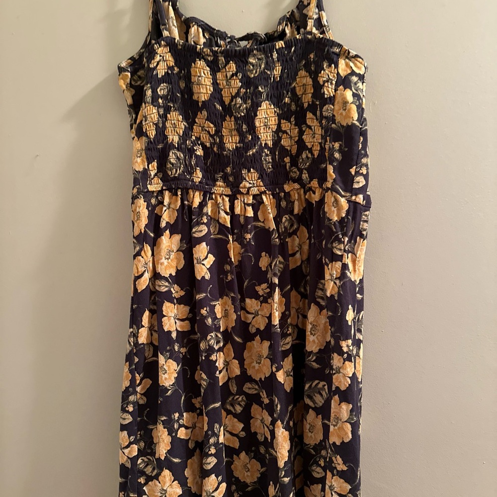 Cute Abercrombie Dress with Yellow flower design